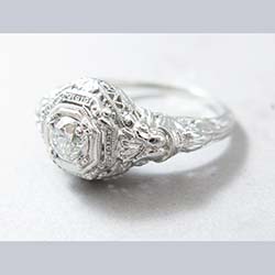 Incredible 18k White Gold Filigree Diamond Ring Side
