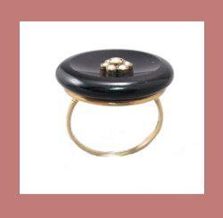 Victorian 14k Gold, Onyx and Seed Pearl Ring Side