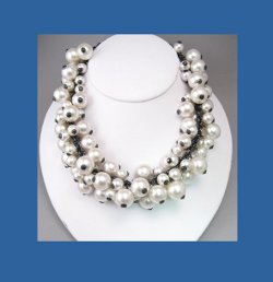 Andrew Spingarn Glass Pearl Necklace