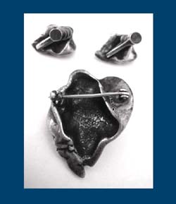 Art Nouveau Woman in Hat Sterling Brooch & Earrings Set Back