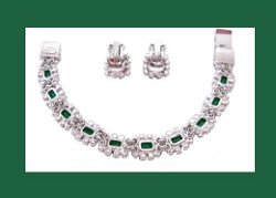 Christian Dior Emerald Rhinestone Bracelet and Earrings Back