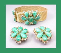 Hobe Green Cabochon and Rhinestone Mesh Bracelet with Earrings