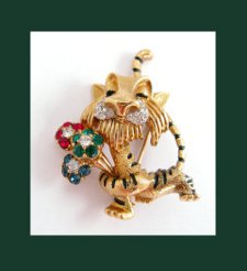 Jomaz Sweet Tiger Rhinestone Flower Bouquet Pin