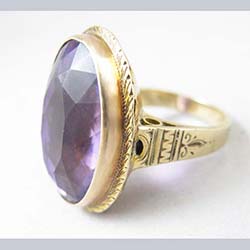 Victorian Amethyst 10k Gold Ring Side
